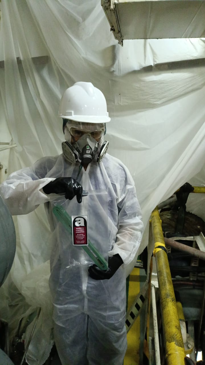 Removal gasket asbestos Photo